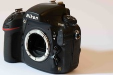 Nikon D800 Camera Body Only Charger &  Battery 