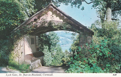 Lych gate st - lych,