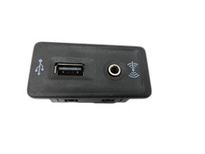 USB Aux In Connection Bush