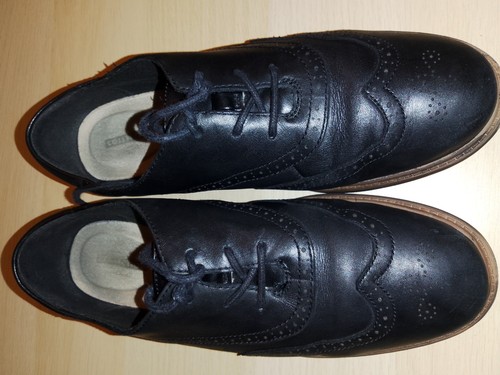 Clarks leather shoes size - leather,