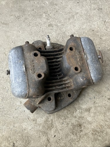 Triumph cylinder head with - triumph, 3t