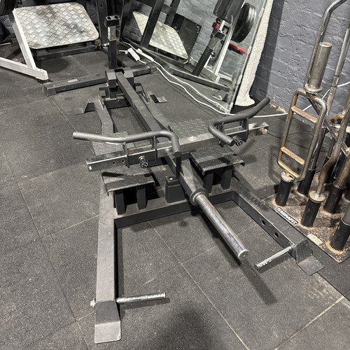 Bar row plate loaded - bar,