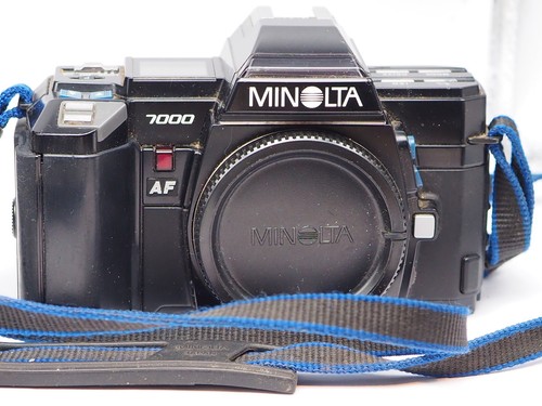 Minolta 7000 35mm slr - 35mm,