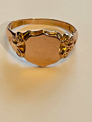 Rose gold signet ring - rose,