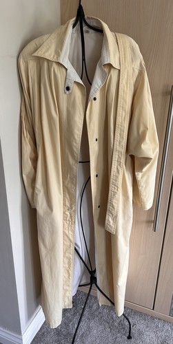 Stunning vintage buttermilk - vintage,