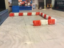 N Gauge  red and white water