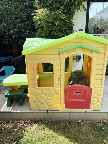 Little tikes picnic patio - little,