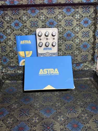 Universal audio astra - audio,