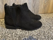 Primark black suede flat