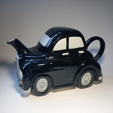 Carlton Ware Black Taxi Cab Novelty 2 Pint Teapot
