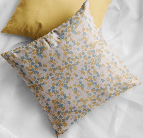 Vintage floral cushion - 16",