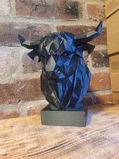 Highland Cow Black 3D Printed