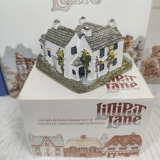 Lilliput Lane, Dove Cottage, Miniature Masterpiece, 1984, with Boxed no Deeds