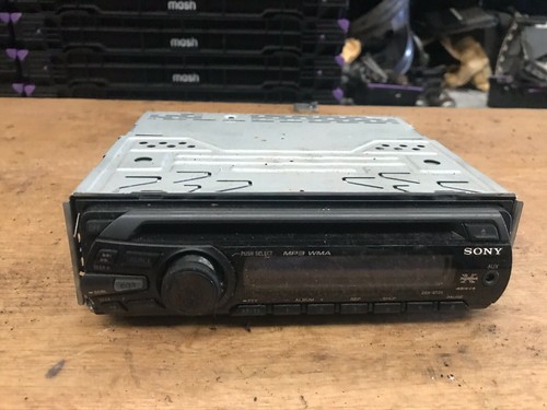 Sony cdx gt25 radio player - sony, cd