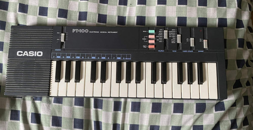 Vintage casio keyboard 100 - casio,