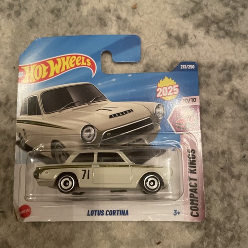 Hot wheels lotus cortina - hot,