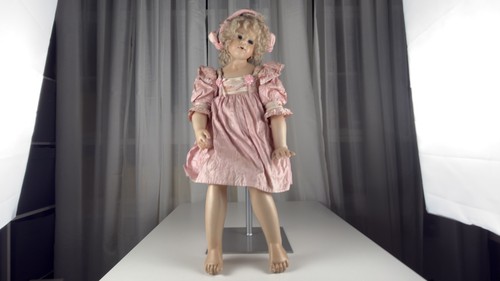 Artist doll hildegard - artist,