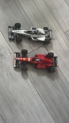 Pair f1 models - 1:18, ferrari