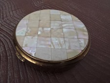 Vintage musical powder compact - powder,