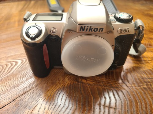 Nikon f65 35mm slr film - nikon,