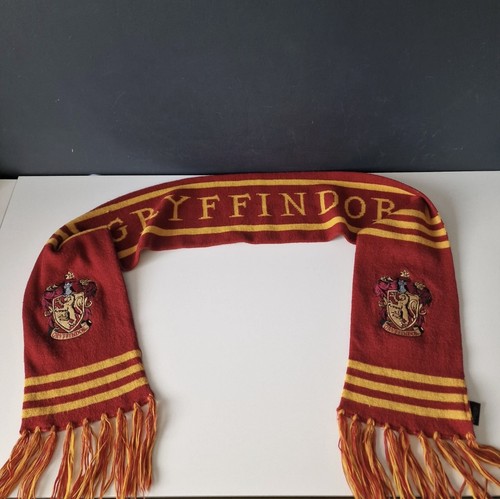 Harry potter gryffindor scarf - potter,
