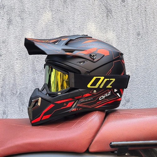New dot adult iconic - helmet, mx