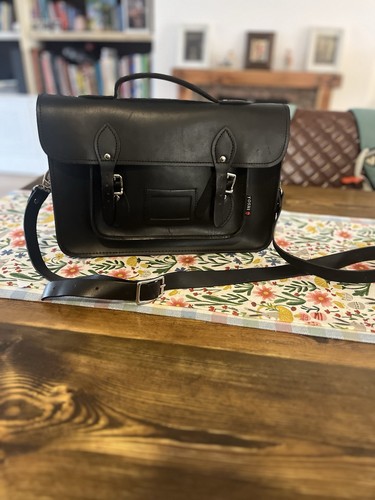 Yoshi black leather - black,
