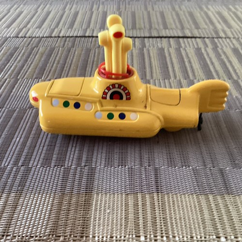 Corgi the beatles - corgi,