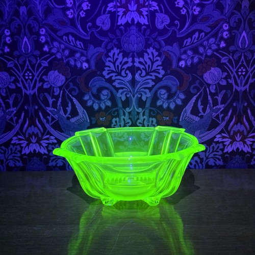 Art deco uranium glass - uranium,