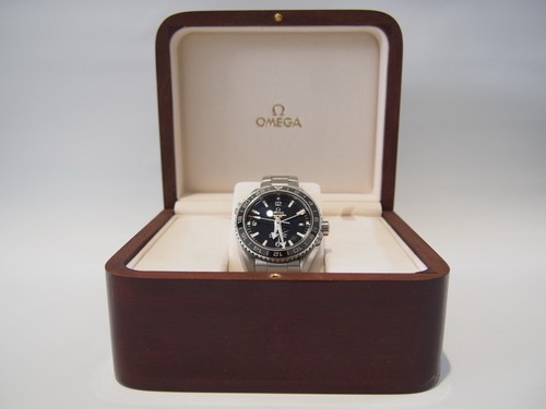 Omega seamaster gmt planet - gmt,