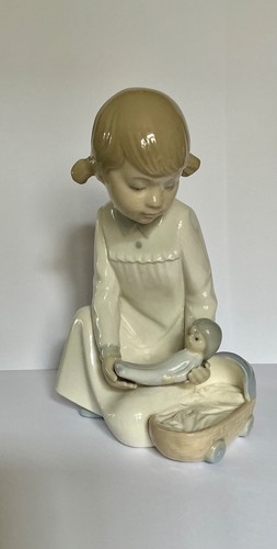 Zaphir porcelain figurine - zaphir,