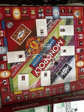 Hasbro Monopoly Board Game Manchester United Edition excellent condition 
