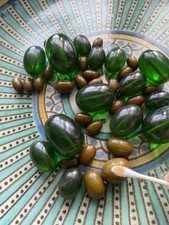 SUPERB ANTIQUE LOT ART DECO MARBLED GREEN PRYSTAL BAKELITE LOOSE NECKLACE BEADS