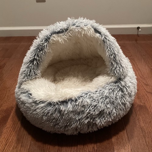 Small plush hooded covered - small,