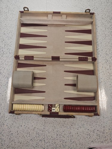 Vintage backgammon set - backgammon,
