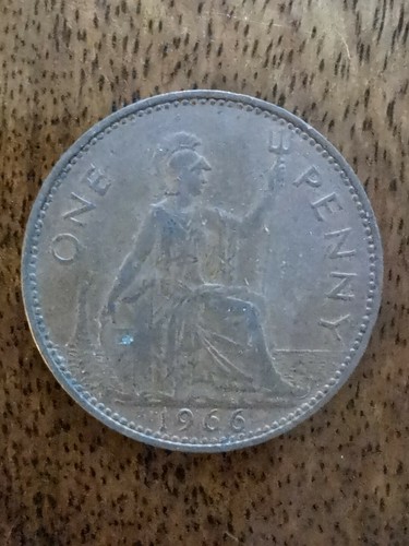 1966 queen elizabeth old - queen,