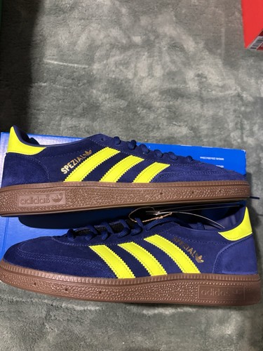 Uk7 adidas handball - uk7.5,