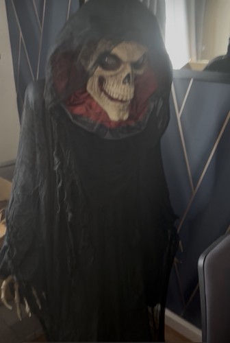 6ft rising skeletons grim - 6ft,