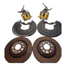Volkswagen Golf R32 MK5 (2004-2009) Rear Brake Calipers & Disk Set