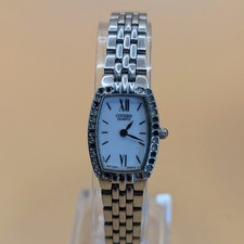 Citizen quartz ladies watch. Working with new battery. 5920-S055563. MOP