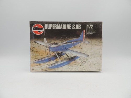 Airfix model supermarine - model,