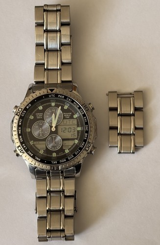 Accurist mb032 world time - accurist,
