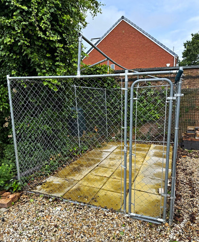 Galvanised metal chain - chain, link