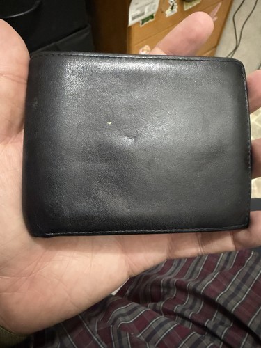Tumi black leather - leather, bifold