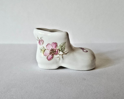 Bone china crealy ceramic - bone, 'crealy'