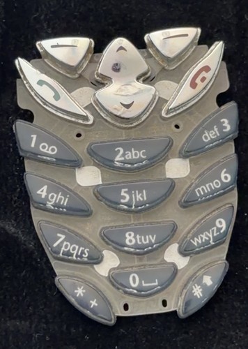 Nokia 8310 keypad - nokia,