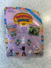 Teeny Weeny Families