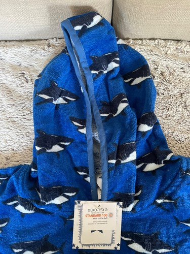 Nwt kids hooded - kids, towel