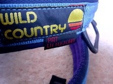 Vintage wild country pat - wild,