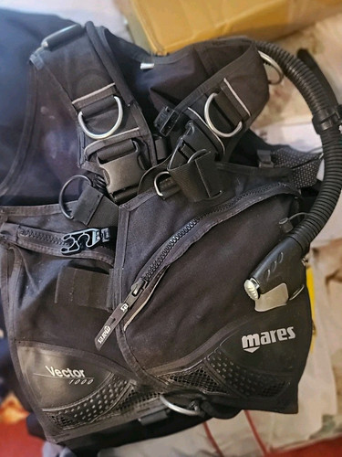 Mares dive bcd vector - dive,